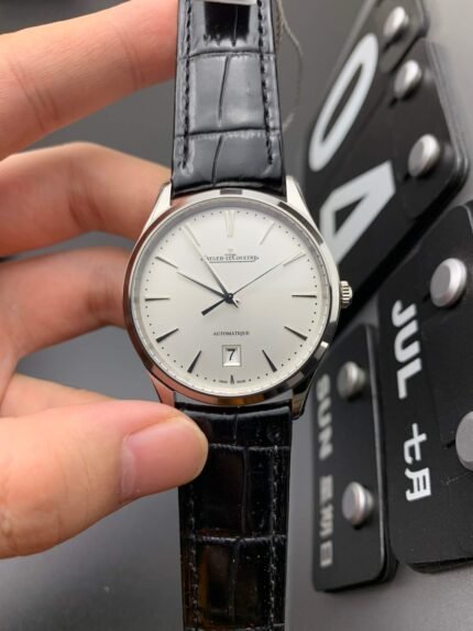 JAEGER-LECOULTER_105